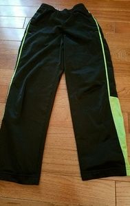 Boys 10/12 and youth medium pants